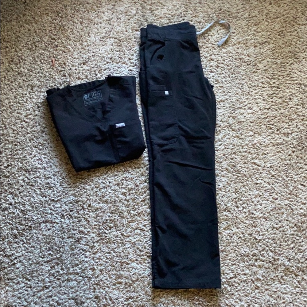 Black FIGS scrubs